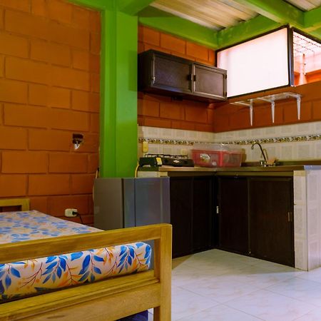 Mi Pueblo Natal Aptos Y Habitaciones Necoclí Kültér fotó